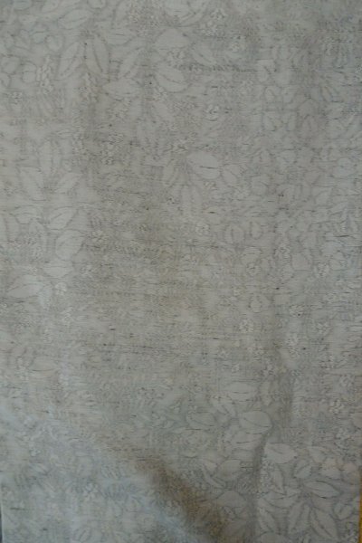 画像3: O1210A 女性用 紬   シルク（正絹） 薄い灰色,  花 【中古】【USED】【リサイクル】 ★★★☆☆【O1210A】 (3)