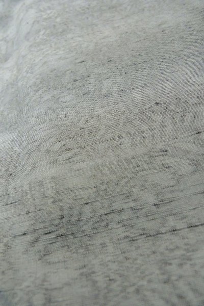 画像8: O1210A 女性用 紬   シルク（正絹） 薄い灰色,  花 【中古】【USED】【リサイクル】 ★★★☆☆【O1210A】 (8)