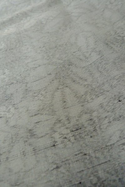 画像10: O1210A 女性用 紬   シルク（正絹） 薄い灰色,  花 【中古】【USED】【リサイクル】 ★★★☆☆【O1210A】 (10)