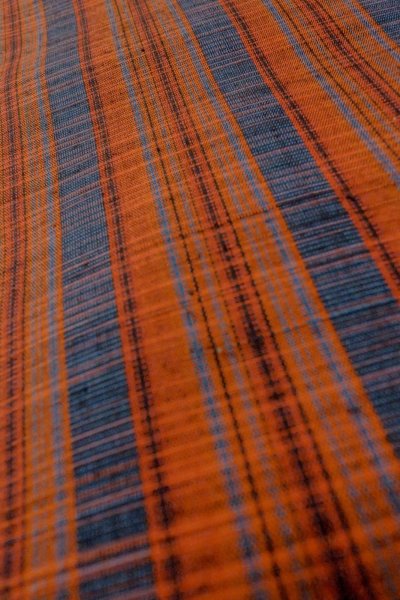 画像9: O1210B 女性用 紬   シルク（正絹） 朱赤,  縞 【中古】【USED】【リサイクル】 ★★★★☆【O1210B】 (9)