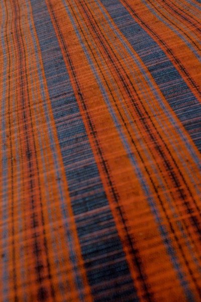 画像10: O1210B 女性用 紬   シルク（正絹） 朱赤,  縞 【中古】【USED】【リサイクル】 ★★★★☆【O1210B】 (10)