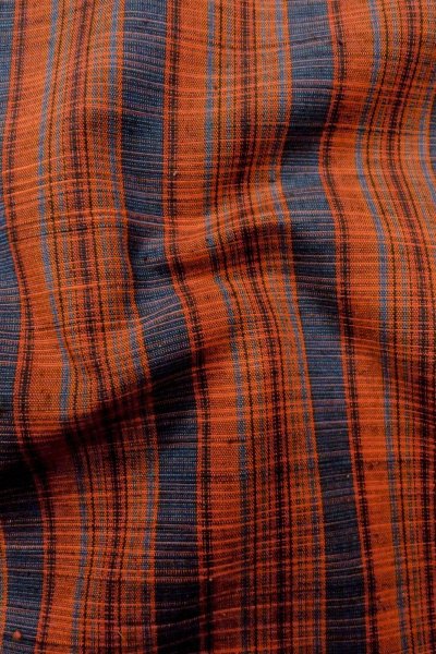 画像11: O1210B 女性用 紬   シルク（正絹） 朱赤,  縞 【中古】【USED】【リサイクル】 ★★★★☆【O1210B】 (11)