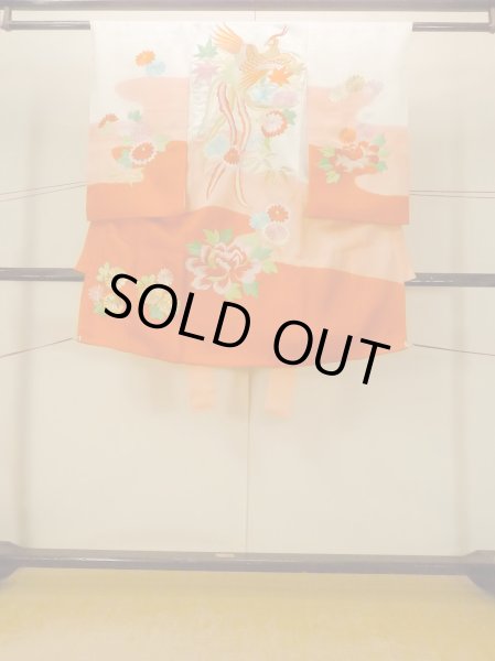 画像1: O1225F 女性用 女の子用着物   シルク（正絹） 白,  菊 【中古】【USED】【リサイクル】 ★☆☆☆☆【O1225F】 (1)