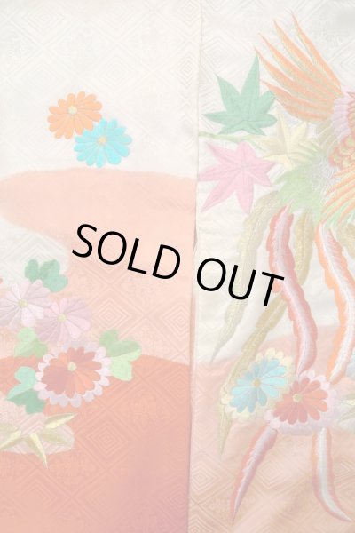 画像3: O1225F 女性用 女の子用着物   シルク（正絹） 白,  菊 【中古】【USED】【リサイクル】 ★☆☆☆☆【O1225F】 (3)