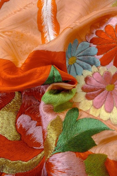 画像14: O1225F 女性用 女の子用着物   シルク（正絹） 白,  菊 【中古】【USED】【リサイクル】 ★☆☆☆☆【O1225F】 (14)