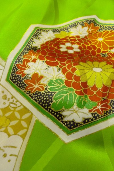画像8: O1225J 女性用 女の子用着物   シルク（正絹） 光沢のある黄緑色,  菊 【中古】【USED】【リサイクル】 ★★★★☆【O1225J】 (8)