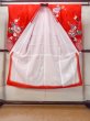 画像2: O1225Q 女性用 女の子用着物   化繊 光沢のある鮮やか赤色,  菊 【中古】【USED】【リサイクル】 ★★★☆☆【O1225Q】 (2)