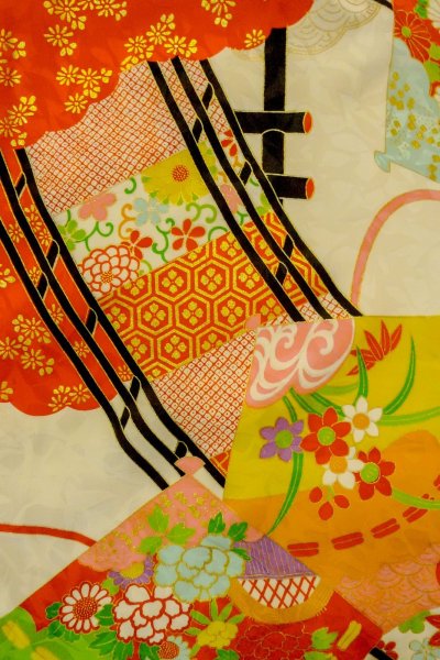 画像3: O1225S 女性用 女の子用着物   シルク（正絹） 白,  ぼたん 【中古】【USED】【リサイクル】 ★★☆☆☆【O1225S】 (3)