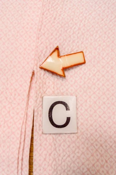 画像16: O1225T 女性用 女の子用長襦袢   化繊 淡い桃色,  かのこ 【中古】【USED】【リサイクル】 ★★★☆☆【O1225T】 (16)