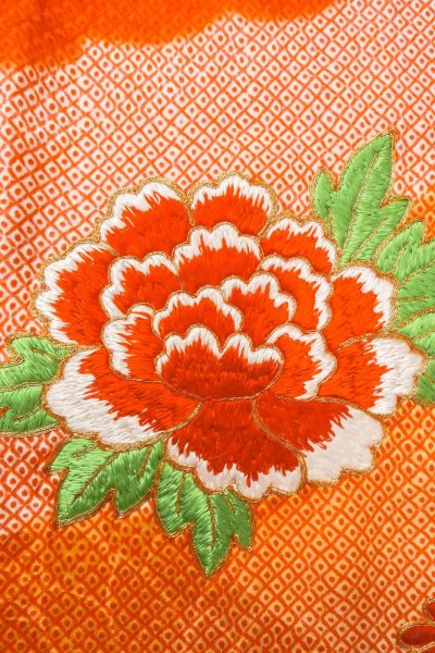 画像7: O1225W 女性用 女の子用着物   シルク（正絹） 朱赤,  ぼたん 【中古】【USED】【リサイクル】 ★★★☆☆【O1225W】 (7)