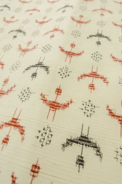 画像8: O1226A 女性用 紬   シルク（正絹） アイボリー,  十字 【中古】【USED】【リサイクル】 ★★★☆☆【O1226A】 (8)