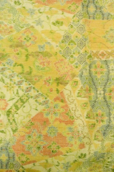 画像4: O1226B 女性用 紬   シルク（正絹） 淡い黄色,  花 【中古】【USED】【リサイクル】 ★★★★☆【O1226B】 (4)