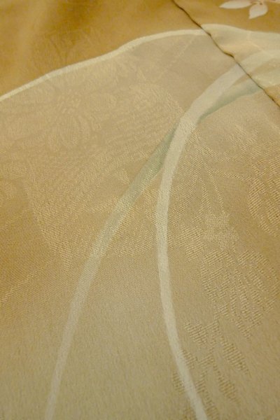 画像13: P0109A 女性用 留袖   シルク（正絹） 薄い茶色,  花 【中古】【USED】【リサイクル】 ★☆☆☆☆【P0109A】 (13)