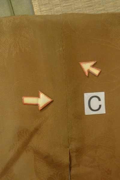 画像21: P0109A 女性用 留袖   シルク（正絹） 薄い茶色,  花 【中古】【USED】【リサイクル】 ★☆☆☆☆【P0109A】 (21)