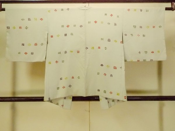 画像2: P0109F 女性用 羽織   シルク（正絹） 淡い緑み灰色,  抽象的模様 【中古】【USED】【リサイクル】 ★★☆☆☆【P0109F】 (2)