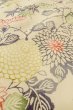 画像8: P0109M 女性用 羽織   シルク（正絹） オフ　ホワイト,  菊 【中古】【USED】【リサイクル】 ★★☆☆☆【P0109M】 (8)