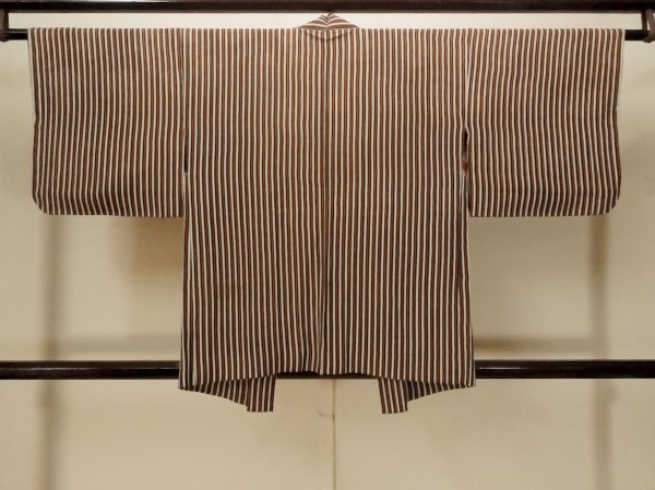 画像2: P0109R 女性用 羽織   シルク（正絹） 鮮やか赤色,  縞 【中古】【USED】【リサイクル】 ★☆☆☆☆【P0109R】 (2)