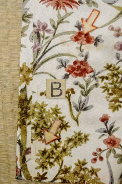 画像15: P0109T 女性用 羽織   シルク（正絹） 白,  花 【中古】【USED】【リサイクル】 ★★☆☆☆【P0109T】 (15)