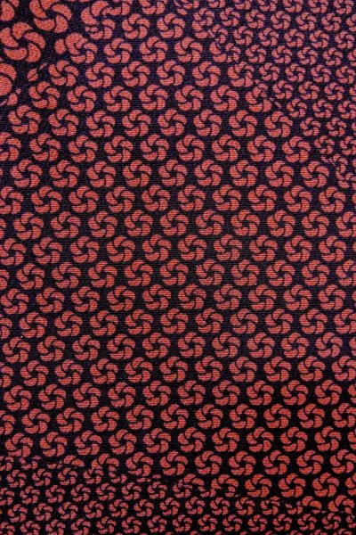 画像5: P0109U 女性用 羽織   シルク（正絹） 黒,  花 【中古】【USED】【リサイクル】 ★★★★☆【P0109U】 (5)