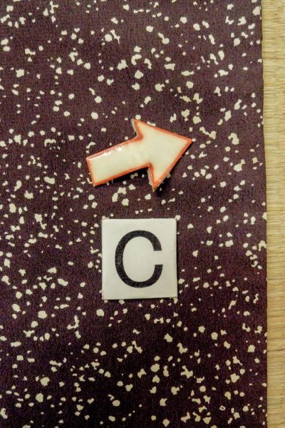 画像14: P0109Y 女性用 羽織   化繊 深い紫色,  小さな点々 【中古】【USED】【リサイクル】 ★★★☆☆【P0109Y】 (14)