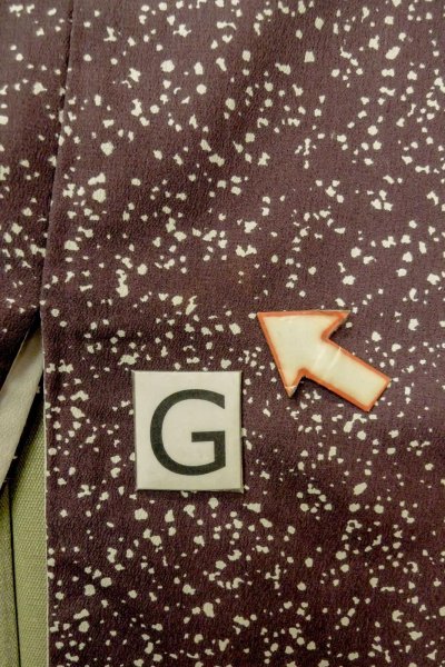 画像18: P0109Y 女性用 羽織   化繊 深い紫色,  小さな点々 【中古】【USED】【リサイクル】 ★★★☆☆【P0109Y】 (18)