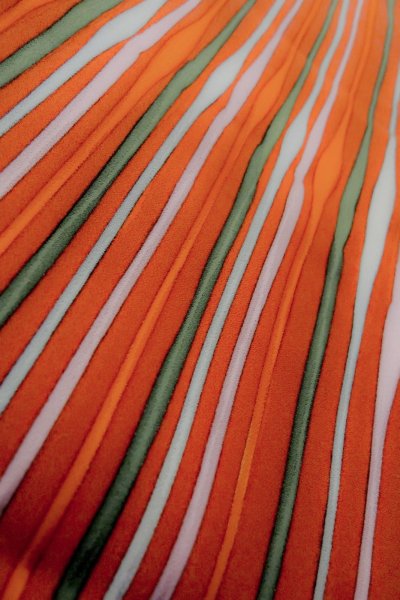 画像8: P0110C 女性用 羽織   シルク（正絹） 鮮やか赤色,  立涌 【中古】【USED】【リサイクル】 ★★★★☆【P0110C】 (8)