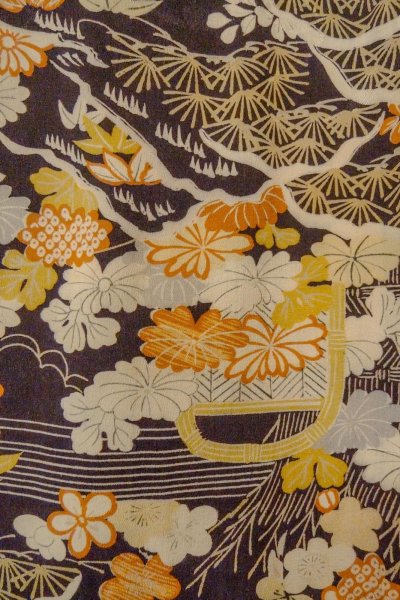 画像6: P0120B 女性用 羽織   シルク（正絹） 深い藤色,  菊 【中古】【USED】【リサイクル】 ★★☆☆☆【P0120B】 (6)