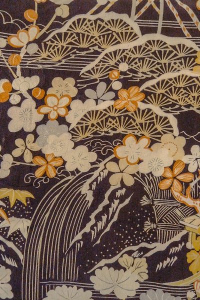 画像7: P0120B 女性用 羽織   シルク（正絹） 深い藤色,  菊 【中古】【USED】【リサイクル】 ★★☆☆☆【P0120B】 (7)