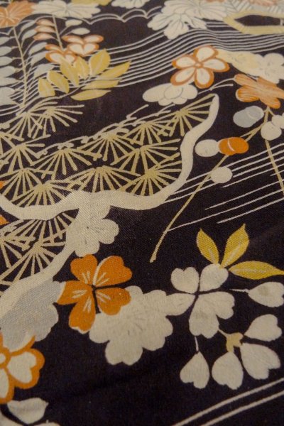 画像11: P0120B 女性用 羽織   シルク（正絹） 深い藤色,  菊 【中古】【USED】【リサイクル】 ★★☆☆☆【P0120B】 (11)