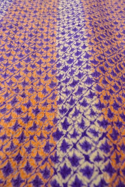 画像9: P0120C 女性用 羽織   シルク（正絹） 深い珊瑚色,  チェック柄 【中古】【USED】【リサイクル】 ★★★★☆【P0120C】 (9)