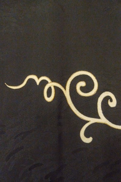 画像6: P0120E 女性用 羽織   シルク（正絹） 黒,  つた 【中古】【USED】【リサイクル】 ★★★★☆【P0120E】 (6)