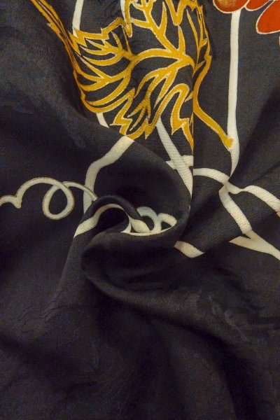 画像13: P0120E 女性用 羽織   シルク（正絹） 黒,  つた 【中古】【USED】【リサイクル】 ★★★★☆【P0120E】 (13)