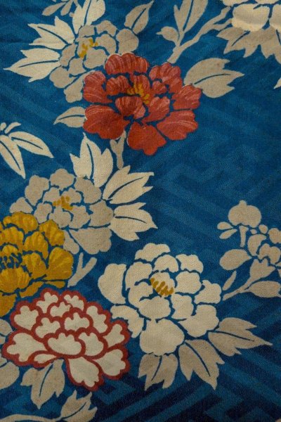 画像7: P0120G 女性用 羽織   シルク（正絹） 灰色がかった青,  ぼたん 【中古】【USED】【リサイクル】 ★★☆☆☆【P0120G】 (7)