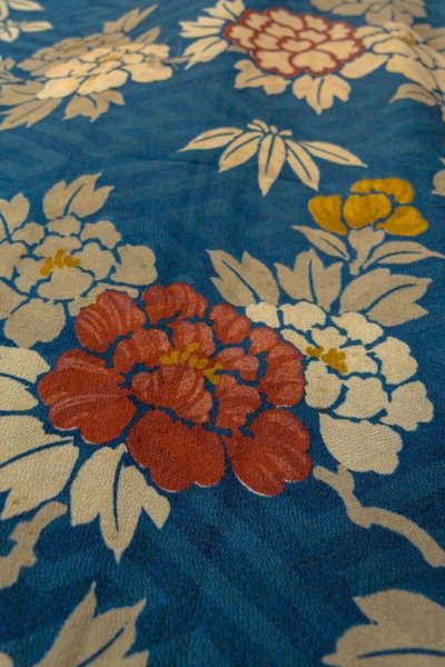 画像8: P0120G 女性用 羽織   シルク（正絹） 灰色がかった青,  ぼたん 【中古】【USED】【リサイクル】 ★★☆☆☆【P0120G】 (8)