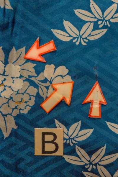 画像15: P0120G 女性用 羽織   シルク（正絹） 灰色がかった青,  ぼたん 【中古】【USED】【リサイクル】 ★★☆☆☆【P0120G】 (15)