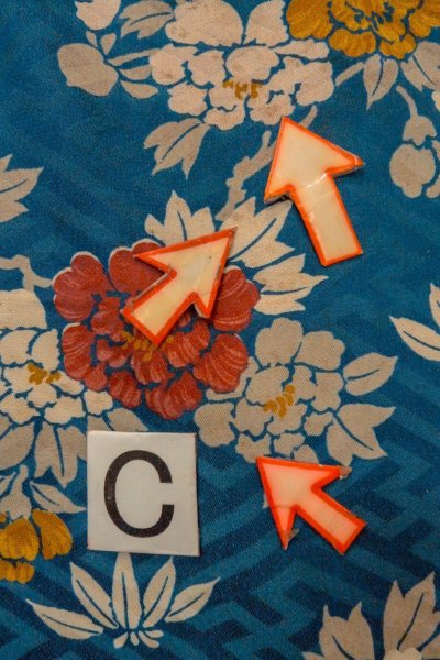 画像16: P0120G 女性用 羽織   シルク（正絹） 灰色がかった青,  ぼたん 【中古】【USED】【リサイクル】 ★★☆☆☆【P0120G】 (16)