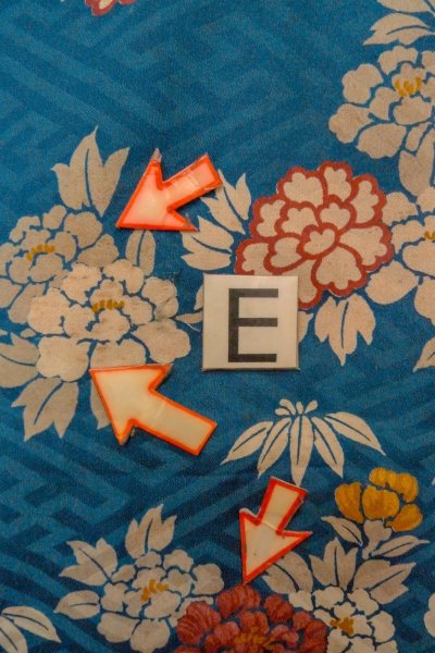 画像18: P0120G 女性用 羽織   シルク（正絹） 灰色がかった青,  ぼたん 【中古】【USED】【リサイクル】 ★★☆☆☆【P0120G】 (18)