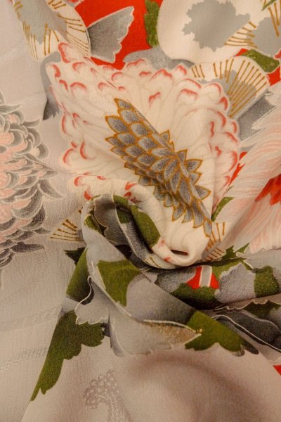 画像11: P0120H 女性用 羽織   シルク（正絹） 淡い灰色,  ぼたん 【中古】【USED】【リサイクル】 ★★☆☆☆【P0120H】 (11)