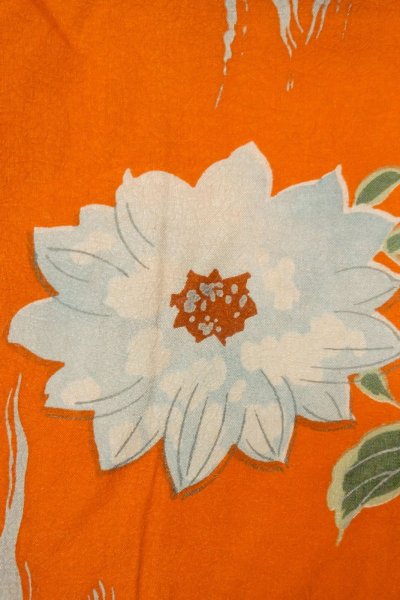 画像6: P0120I 女性用 羽織   シルク（正絹） 鮮やか橙色,  花 【中古】【USED】【リサイクル】 ★★★☆☆【P0120I】 (6)