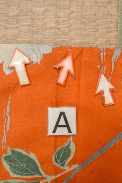 画像14: P0120I 女性用 羽織   シルク（正絹） 鮮やか橙色,  花 【中古】【USED】【リサイクル】 ★★★☆☆【P0120I】 (14)