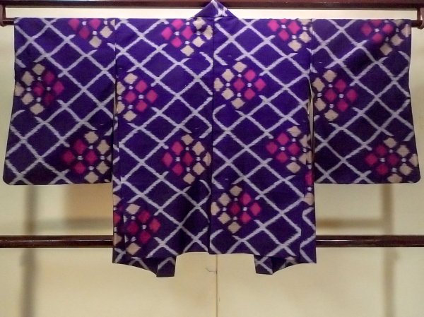 画像2: P0120J 女性用 羽織   シルク（正絹） 深い紫色,  菱 【中古】【USED】【リサイクル】 ★★★☆☆【P0120J】 (2)