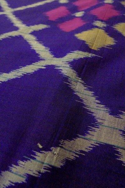 画像10: P0120J 女性用 羽織   シルク（正絹） 深い紫色,  菱 【中古】【USED】【リサイクル】 ★★★☆☆【P0120J】 (10)