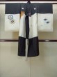 画像2: P0123A 男性用 男の子用着物   シルク（正絹） 黒,  松/松葉 【中古】【USED】【リサイクル】 ★★★☆☆【P0123A】 (2)