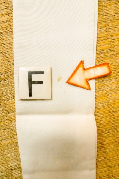 画像21: P0123A 男性用 男の子用着物   シルク（正絹） 黒,  松/松葉 【中古】【USED】【リサイクル】 ★★★☆☆【P0123A】 (21)