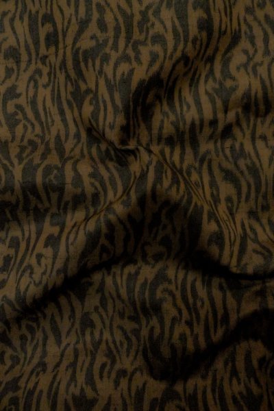 画像11: P0123E 女性用 羽織   シルク（正絹） 深い茶色,  抽象的模様 【中古】【USED】【リサイクル】 ★★★★☆【P0123E】 (11)