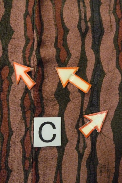 画像16: P0123L 女性用 羽織   シルク（正絹） 灰色がかったえんじ,  氷割 【中古】【USED】【リサイクル】 ★★★☆☆【P0123L】 (16)