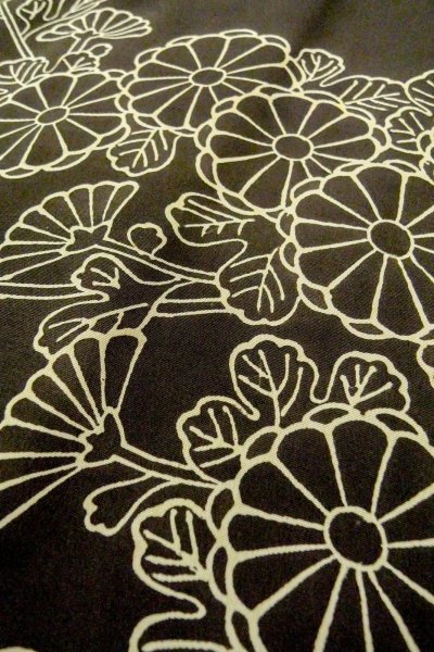 画像8: P0123N 女性用 羽織   シルク（正絹） 黒,  菊 【中古】【USED】【リサイクル】 ★★☆☆☆【P0123N】 (8)