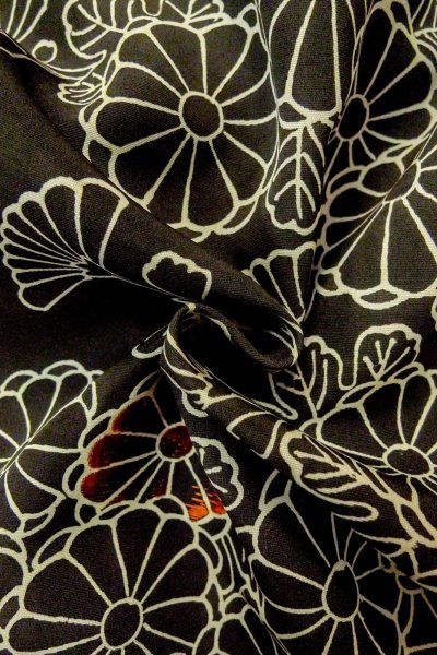 画像11: P0123N 女性用 羽織   シルク（正絹） 黒,  菊 【中古】【USED】【リサイクル】 ★★☆☆☆【P0123N】 (11)