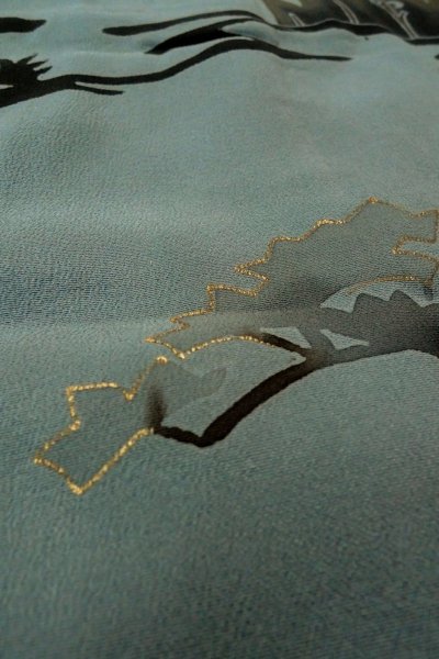 画像10: P0123Q 女性用 羽織   シルク（正絹） 灰色がかった水色,  草 【中古】【USED】【リサイクル】 ★★☆☆☆【P0123Q】 (10)