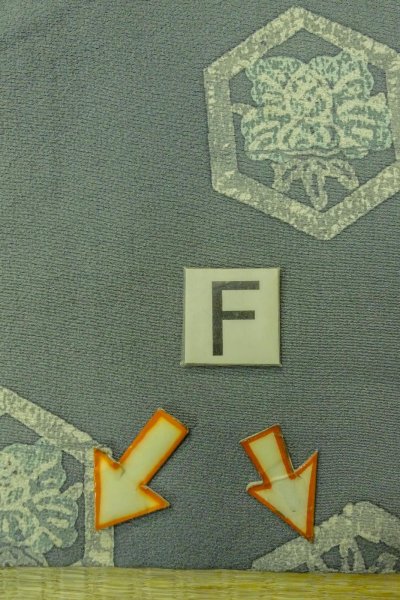 画像18: P0123S 女性用 羽織   シルク（正絹） 深い水色,  花 【中古】【USED】【リサイクル】 ★★☆☆☆【P0123S】 (18)